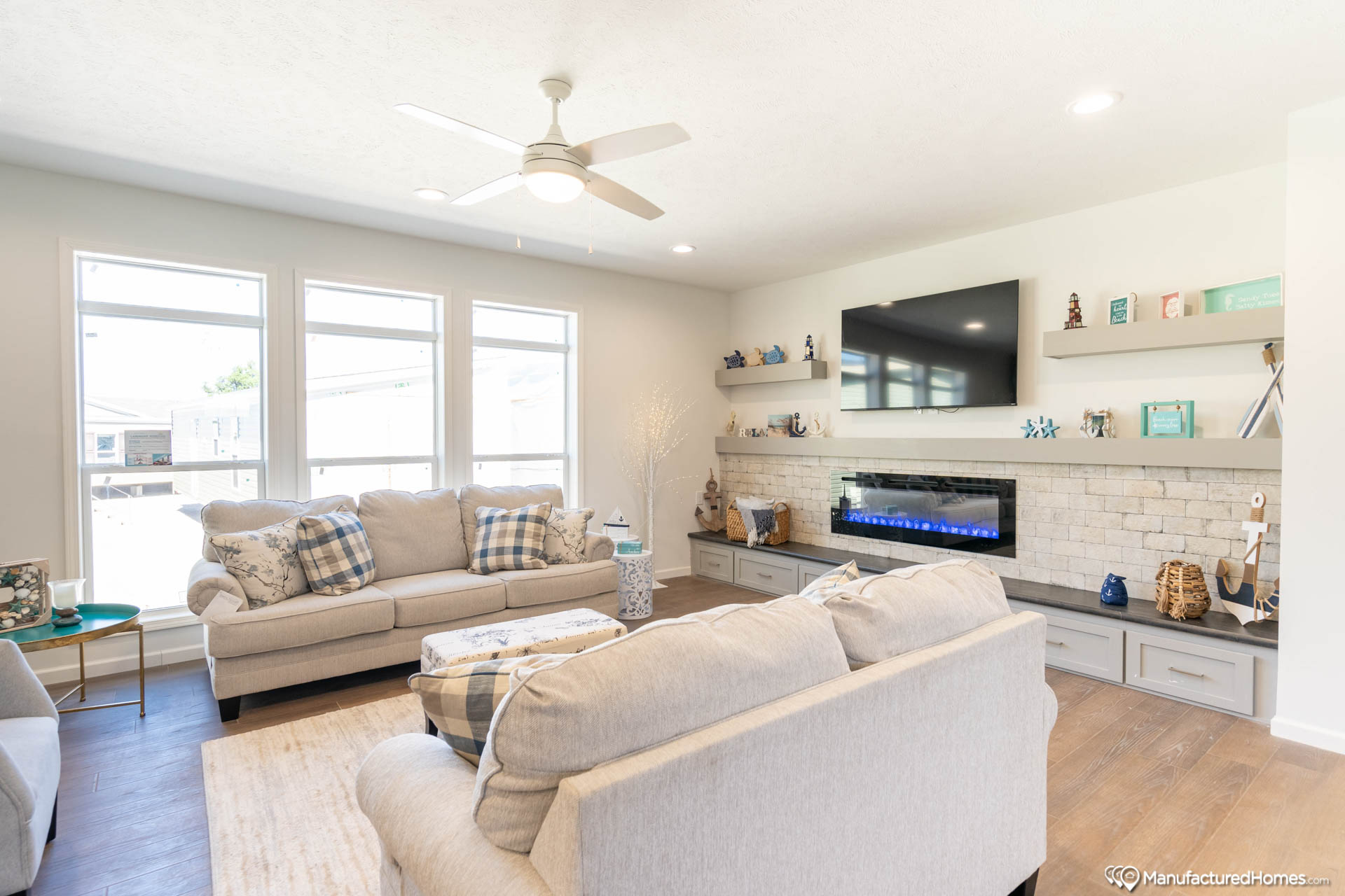 グロブナーハウス号 New Homes in Castlebrook Crossing | Yukon, OK | D.R. Horton